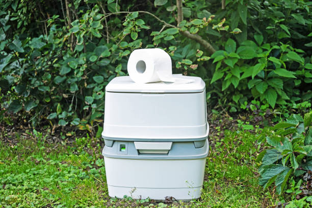 Portable Toilet Options We Offer in Fayetteville, AL